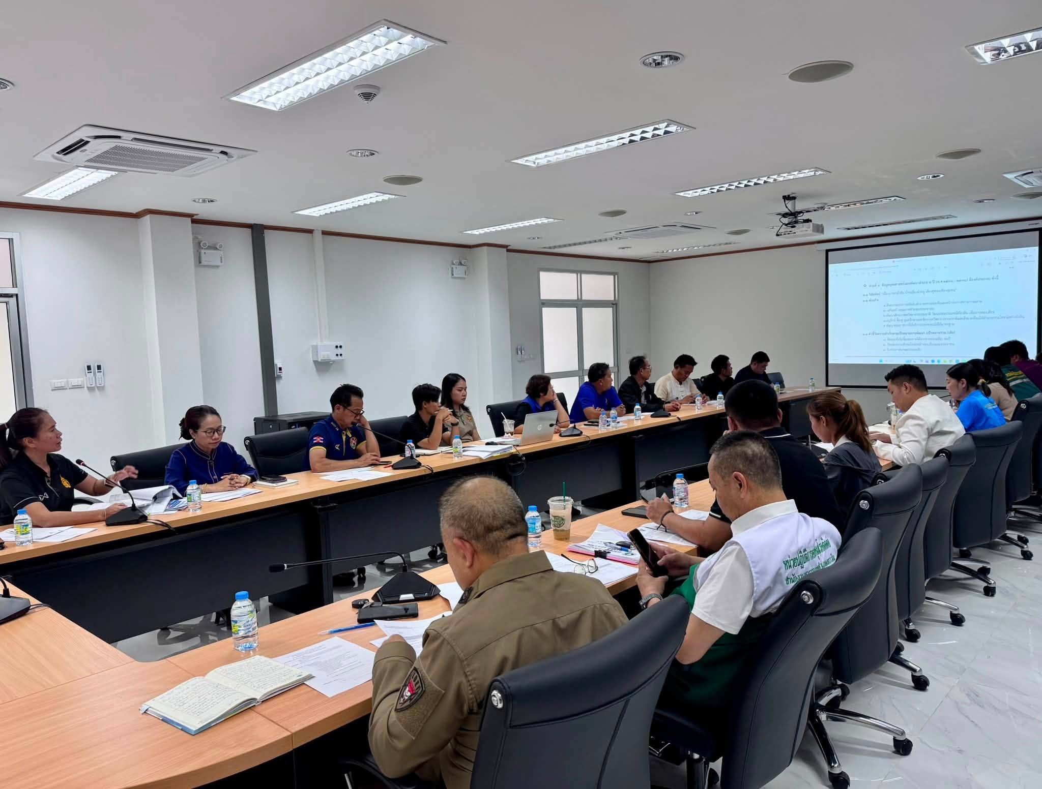 สพอ.เอราวัณ ร่วมประชุมการจัดทำแผนพัฒนาระดับอำเภอ ตามแนวทางปฏิบัติการเชื่อมโยงและบูรณาการ แผนพัฒนาระดับพื้นที่