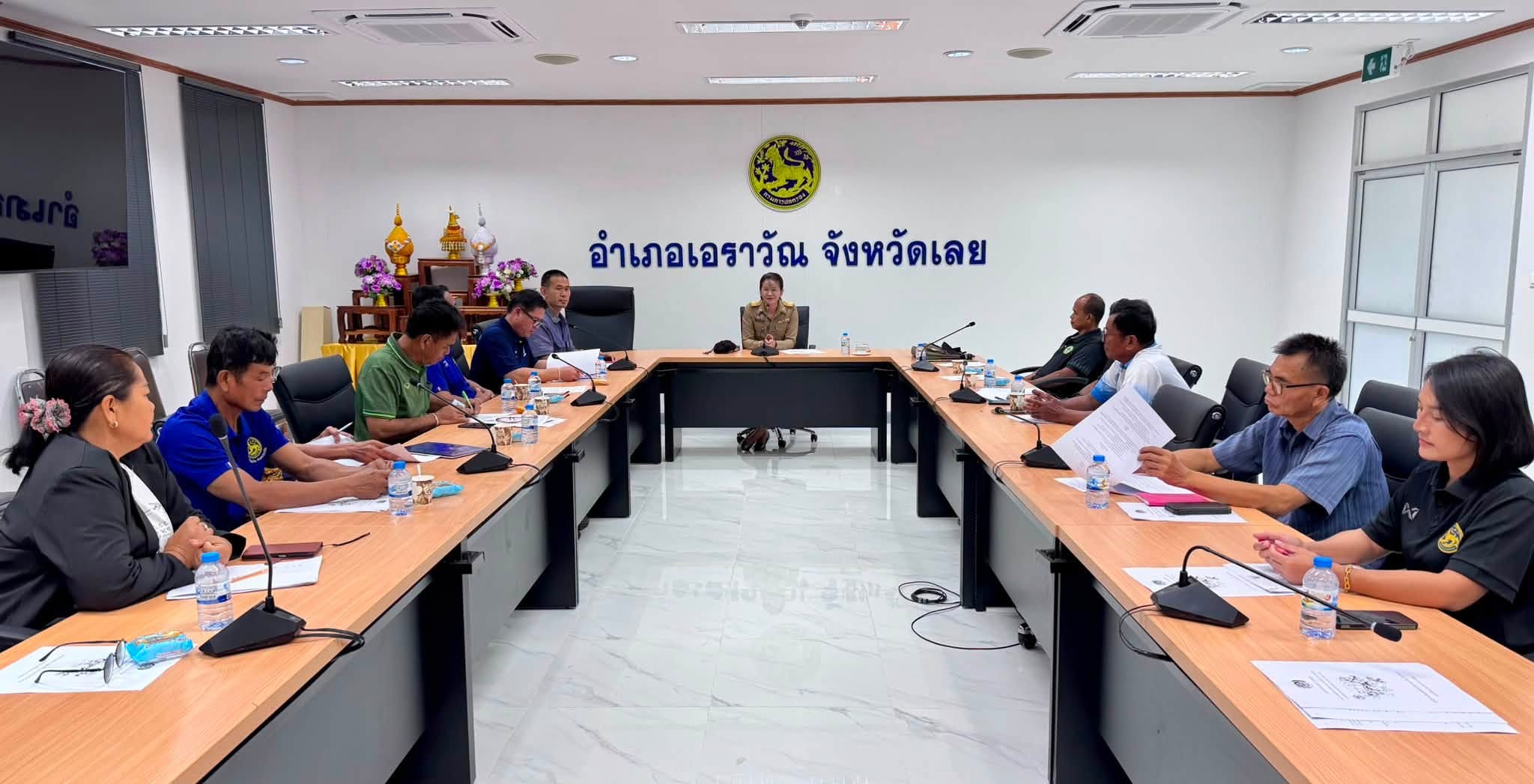 สพอ.เอราวัณ ดำเนินโครงการประชุมเพิ่มศักยภาพคณะกรรมการเครือข่ายกองทุนชุมชนขับเคลื่อนกลุ่มออมทรัพย์เพื่อการผลิต (ระดับอำเภอ)
