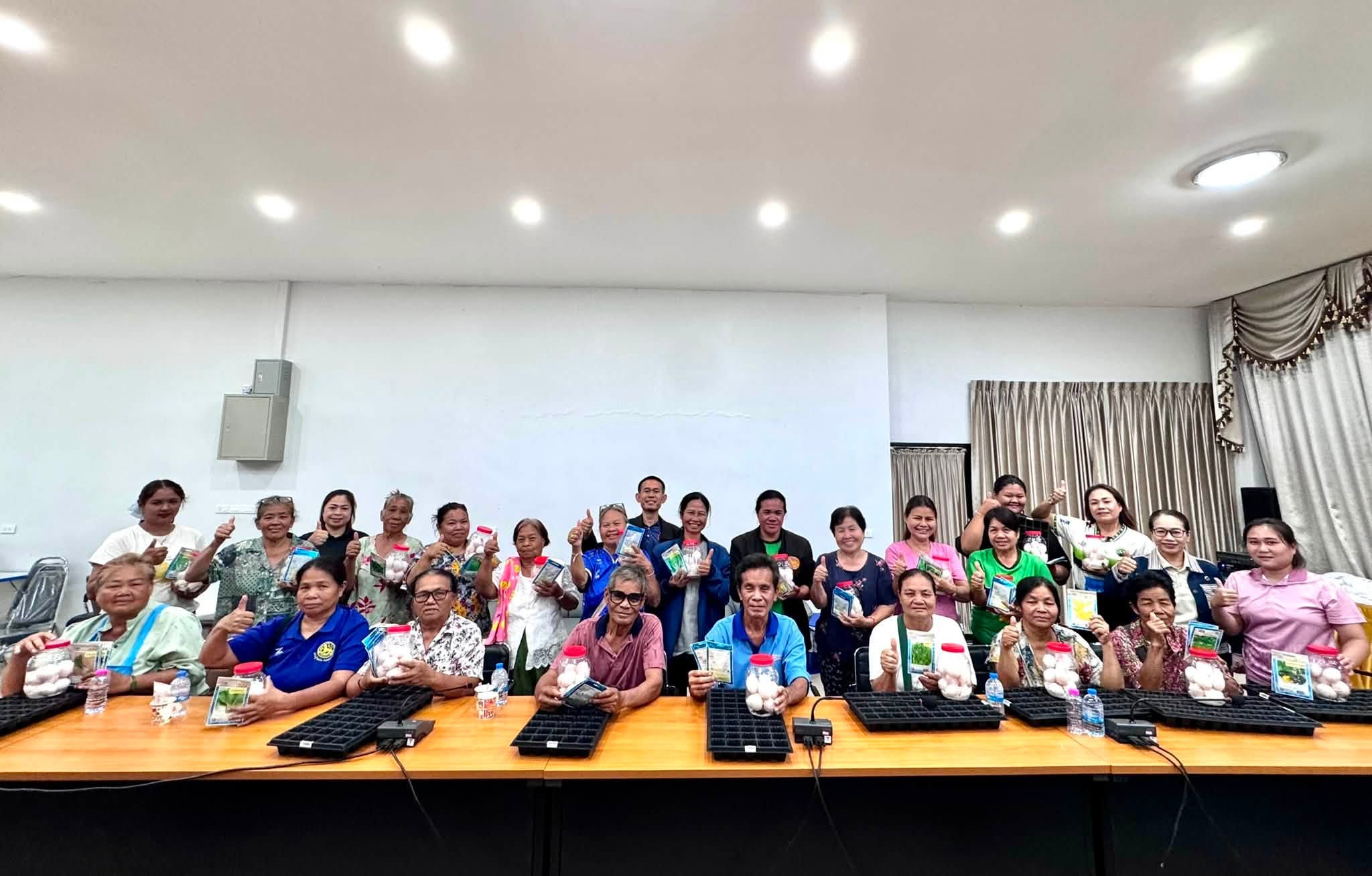 สพอ.เอราวัณ ดำเนินโครงการสนับสนุนกิจกรรมตามแผนการขับเคลื่อนการขจัดความยากจน